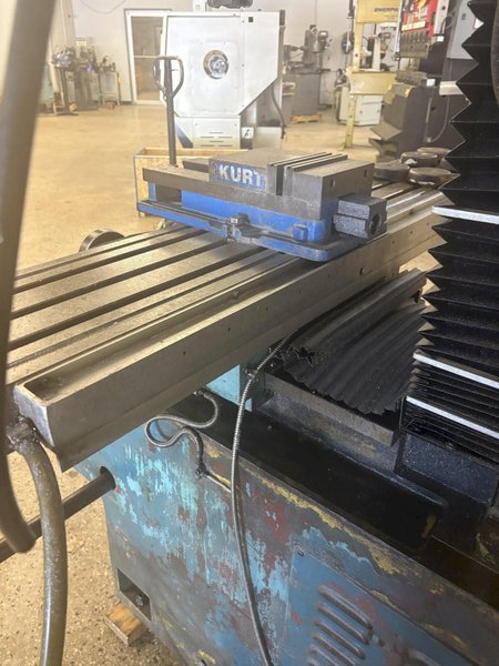 1998 Southwestern Industries TRAK DPM 3-Axis CNC Bed Mill | 40-Taper, Power Drawbar, ProtoTRAK SM