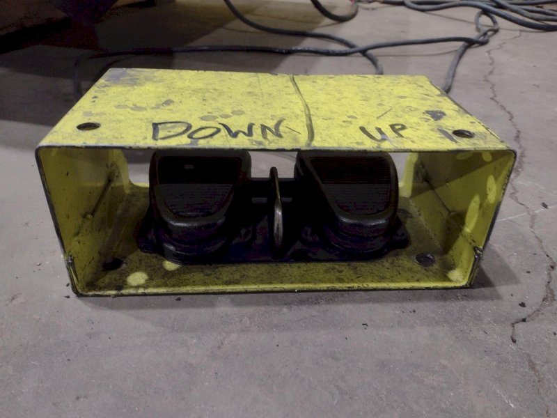 6,500 LB CAPACITY, 48&quot; X 72&quot; TABLE BISHAMON ELECTRIC/HYDRAULIC SCISSOR LIFT TABLE: STOCK #19942