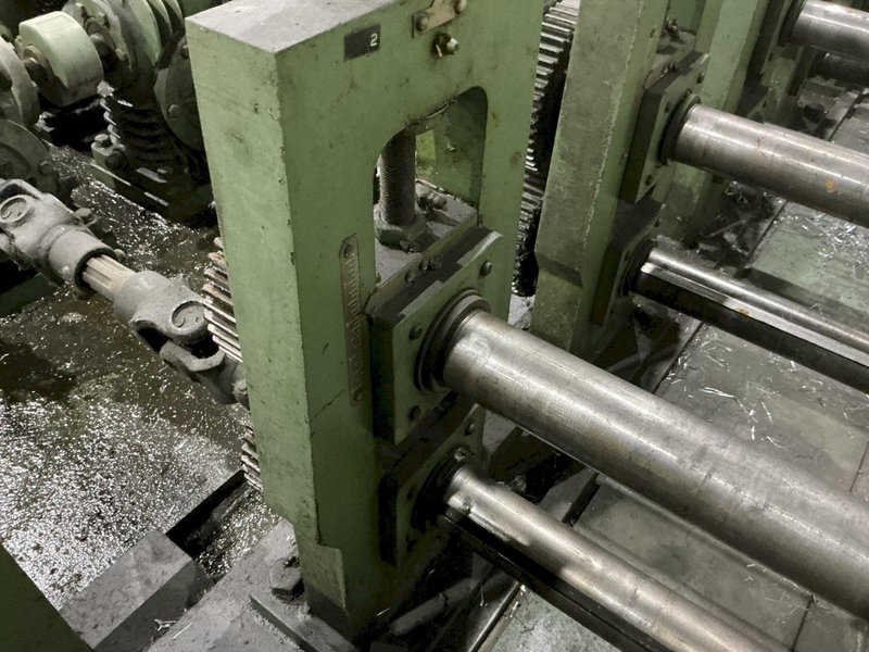 10 &amp; 12 STAND X 2" BRADBURY SIDE BY SIDE U JOINT DRIVE ROLLFORMER: YOBRO #24947