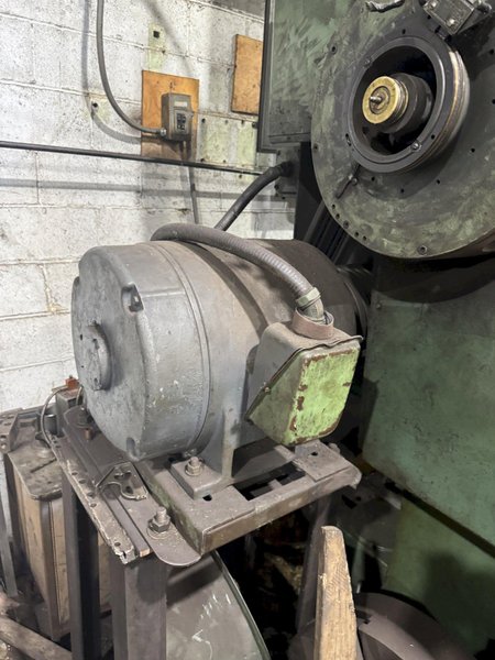42/137&quot; X 96/264&quot; LEBLOND #4025 HEAVY DUTY SLIDING GAP ENGINE LATHE. STOCK #0888725