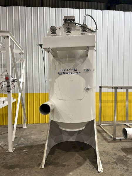 40 HP x 4 STATION CLEAN AIR TECHNOLOGIES / EUROVAC INDUSTRIAL TRANSIT &amp; BUS CENTRAL VACUUM SYSTEM: STOCK #19901