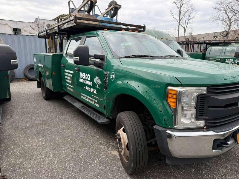 Ford F-450 Utility Truck, 2017 – 6.7L Power Stroke Diesel, Service Body, Dual Rear Wheel, Crew Cab,