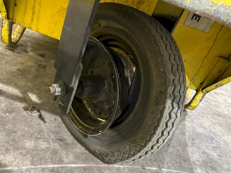 36 VOLT CUSHMAN MODEL #898361 STOCK CHASER/TUGGER CART: YOBRO #24650