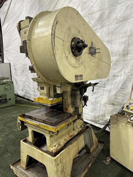 32 TON MINSTER HIGH SPEED PRODUCTION PRESS B-1: STOCK #77514