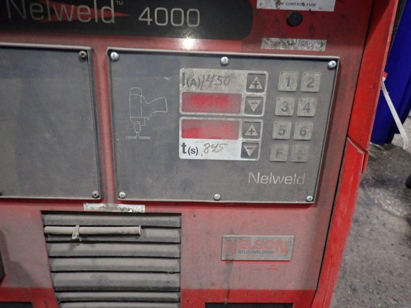 NELSON STUD WELDING 2100 AMPS WELDER  -  NELWELD 4000