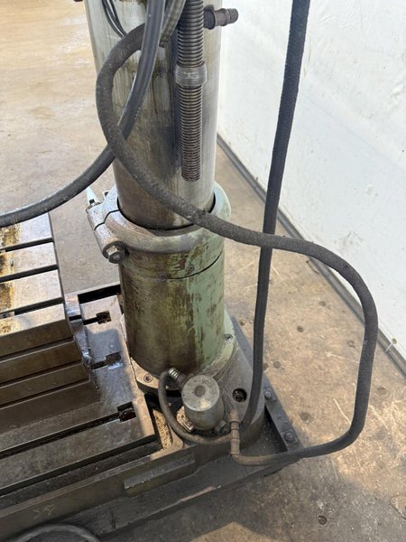 3' X 8" JET MODEL JRD-700 RADIAL ARM DRILL. STOCK # 1111425.