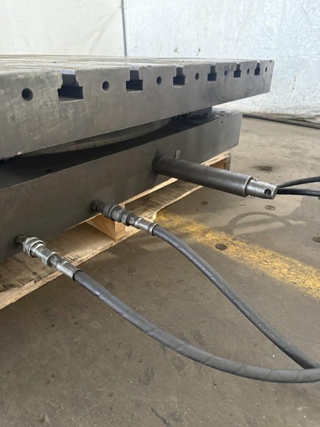 40" X 50" DEVLIEG AIR LIFT ROTARY TABLE. STOCK # 0221426