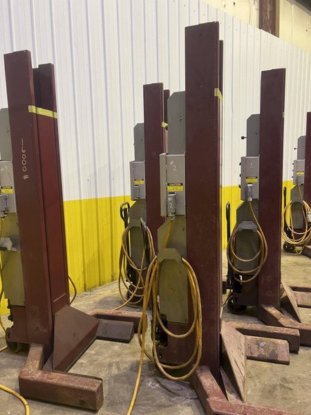 (4) 16,000 LBS ADVANTAGE MODEL ALS-1-16 HEAVY DUTY MOBILE COLUMN LIFT JACKS: STOCK #18359