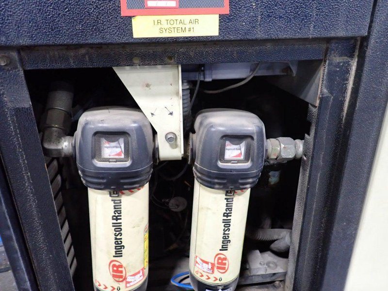 INGERSOLL-RAND AIR COMPRESSOR  -  IRN-20-25 HV FTU