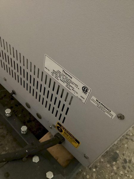 THERMO SCIENTIFIC OV116850 SMALL INDUSTRIAL RESIN OVEN USED