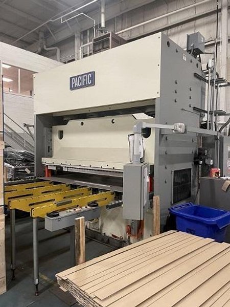 300 TON PACIFIC MODEL #300-OBL-10/60 STRAUGHT SIDE HYDRAULIC PRESS