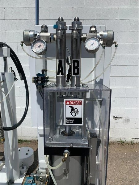Graco Fluid Automation Meter Mix Silicone Metering Mixing Systems 633-620 and SR-657
