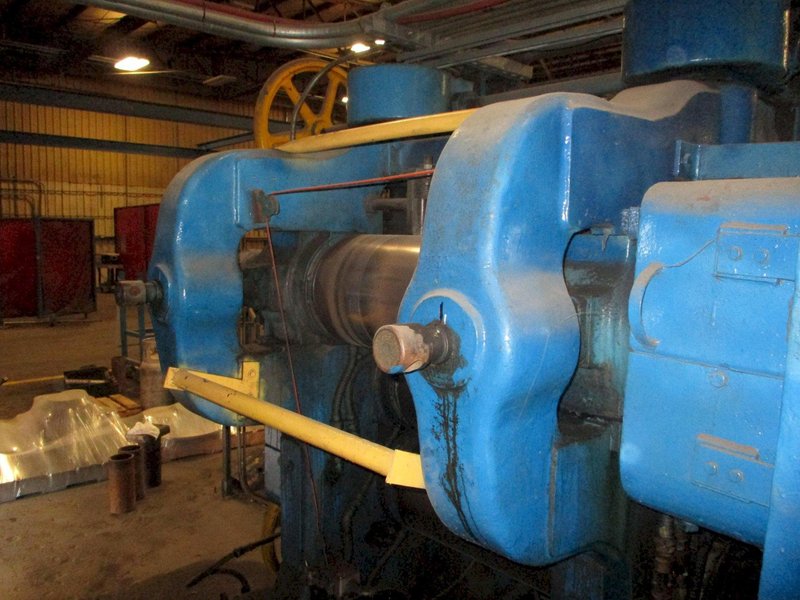 24&quot; X 10&quot; FARREL 4-ROLL &quot;INVERTED L&quot; RUBBER CALENDER ROLLING MILL WITH PAYOFF: STOCK #17226