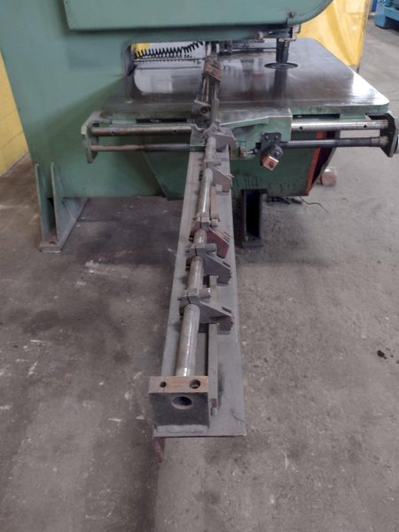 30 TON STRIPPIT MODEL #SUPER 30/30 SINGLE END PUNCH: STOCK 13470