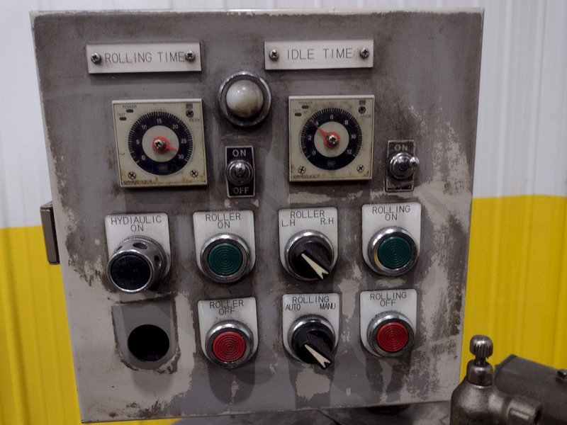 16 TON NISSEI MODEL #FA16 2-DIE INFEED THREAD ROLLER : STOCK #19733