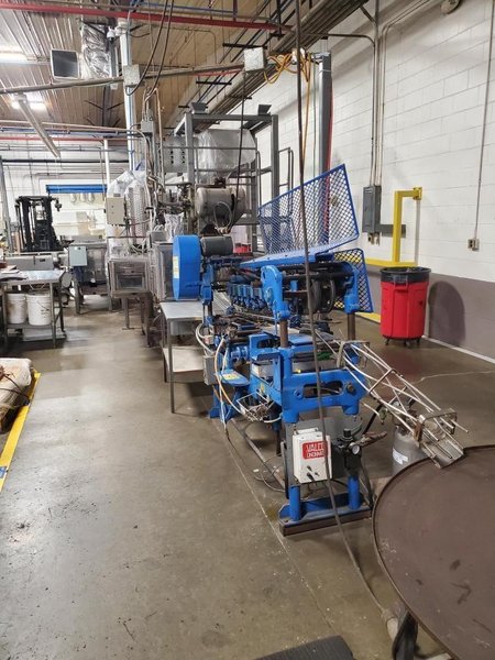 Roll Through Can Labeler, 601 Cans, Hot Glue