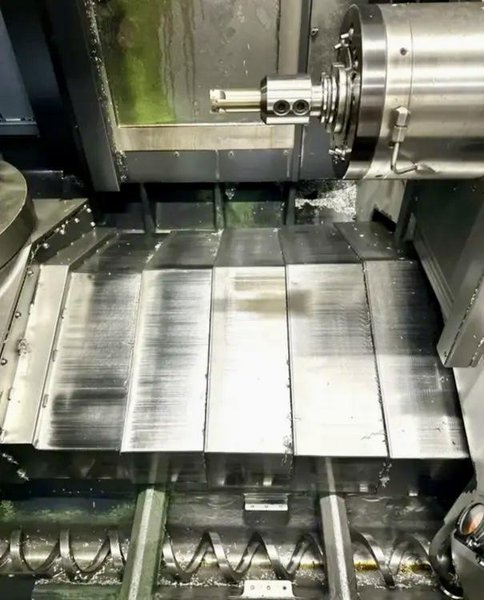 Doosan HP 5100 HMC, 2008 – Chip Conveyor, 1000 PSI TSC, 60 ATC, 14,000 RPM Spindle