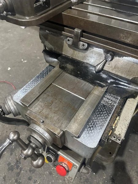 2 HP Bridgeport Series I Vertical Mill