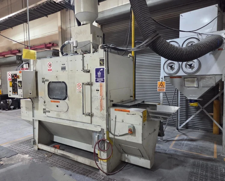 EMPIRE BLAST BOOTH MODEL #IL4884-RS CONVEYOR BELT DUST COLLECTOR SYSTEM: YOBRO #25679