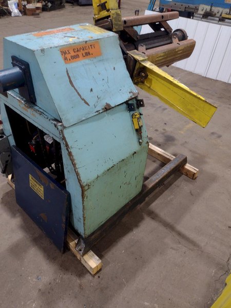 4,000 LB X 30" FEED LEASE MOTORIZED COIL REEL UNCOILER: STOCK #19541
