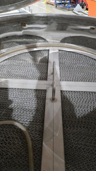 UNKNOWN BRAND STAINLESS STEEL TANK USED