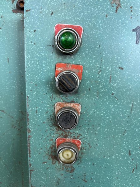 52" x 16GA WYSONG MODEL H52 HYDRAULIC SHEAR. STOCK # 1004224.