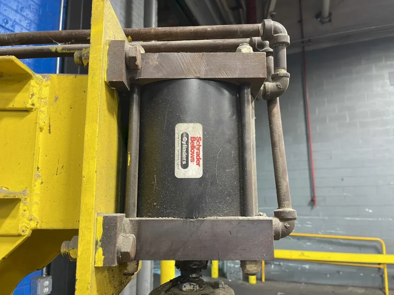 SCHRADER BELLOWS 250 PSI AIR, 30.5”X16” PNEUMATIC PRESS ASSEMBLY  -  FAJ120521