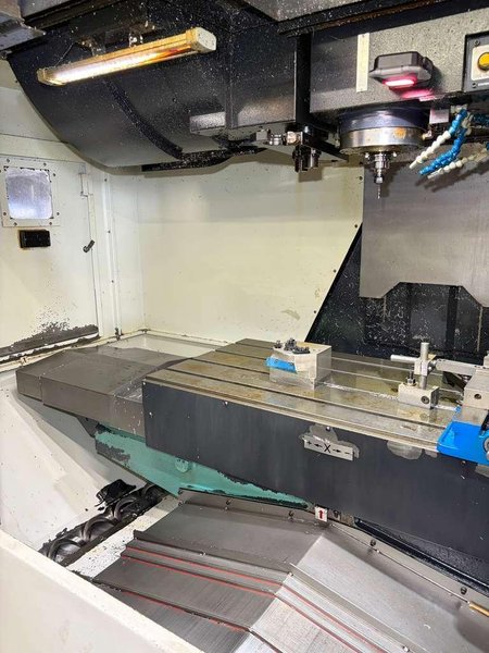 Doosan DNM-500II CNC Vertical Machining Center – TSC Mill
