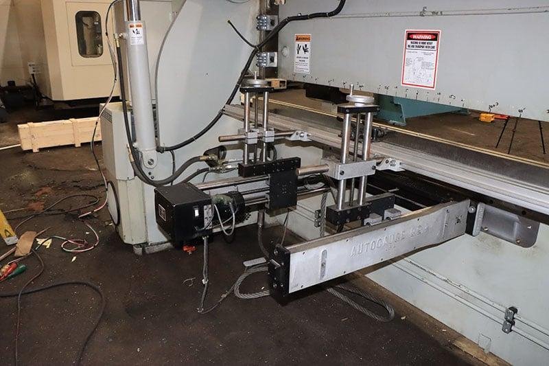 2000 Accurpress 710010 Hydraulic Press Brake (#5869)