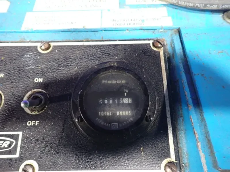 LEROI 60 HP AIR COMPRESSOR   -  60SSE
