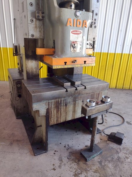 165 TON AIDA MODEL #PC-15(2) MECHANICAL CRANK GAP FRAME PRESS  7.8" STROKE : YOBRO #25990