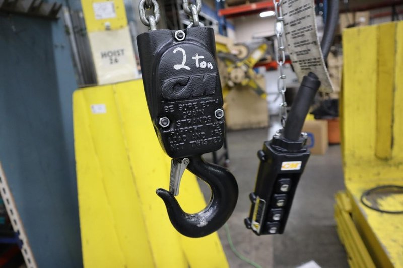 Handling Systems 2 Ton Swiveling Jib Crane, Floor Mounted with CM Lodestar 2 Ton Electric Chain Hoist, Electric Trolley- Auction Item