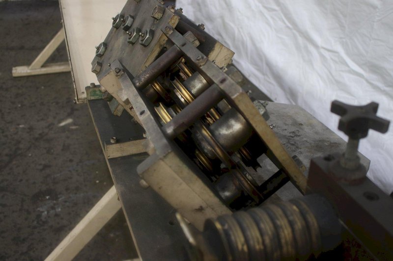 BURR OAK HAIRPIN BENDER: STOCK # 75149