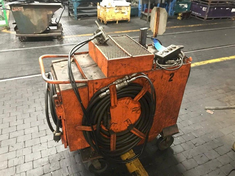 LAMINA PORTABLE MAGNETIC HYDRAULIC DRILL: STOCK 17533