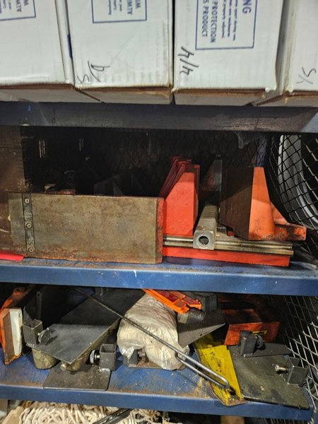 Amada HA-400W Manual Horizontal Saw, 2000