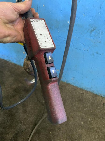 2 TON COFFING CHAIN HOIST: STOCK #75533