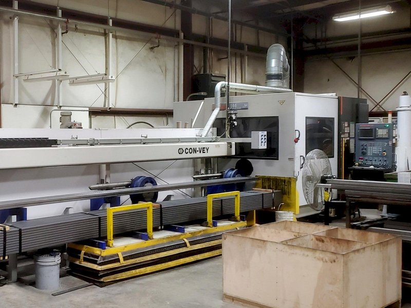 Mazak Space Gear U44 2.5KW 6 Axis w/Rotary &amp; Tube Loader