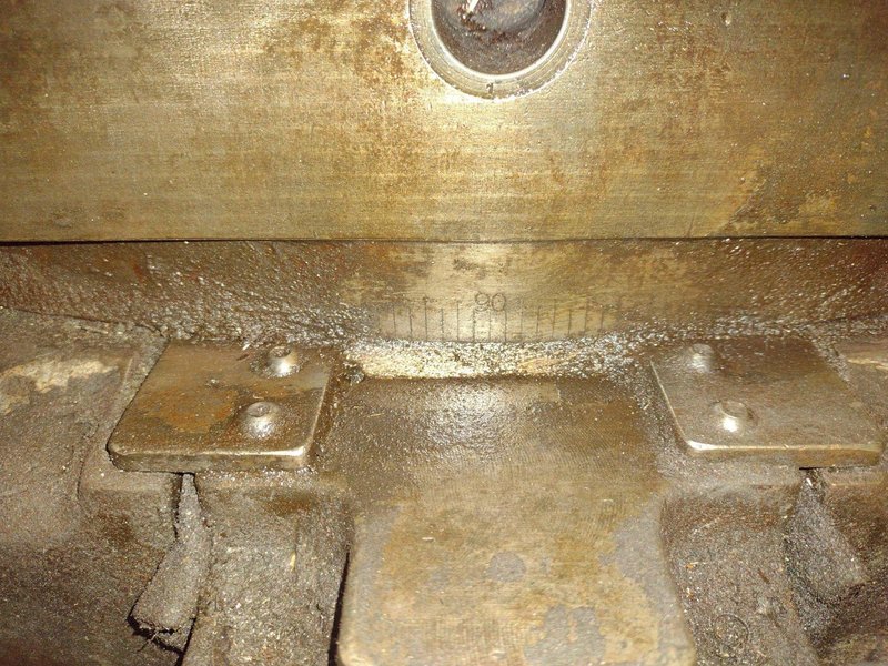 36&quot; X 36&quot; LUCAS T SLOTTED PNEUMATIC AIR LIFT ROTARY TABLE: STOCK 18366