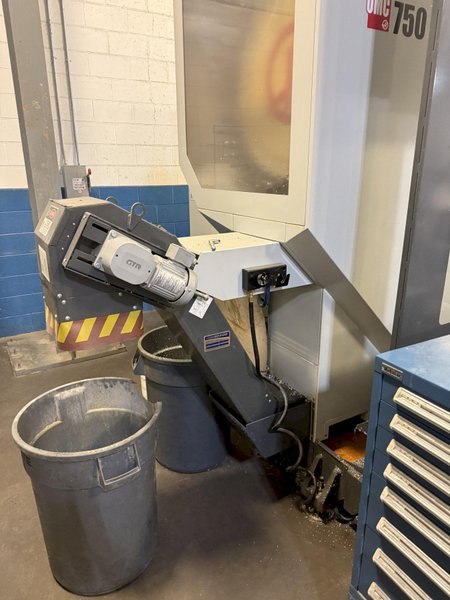Haas UMC-750 5-Axis Used CNC Vertical Machining Center For Sale 2017