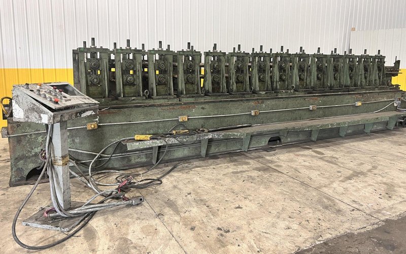 14 STAND X 3&quot; X 26&quot; ROLLSPACE DAHLSTROM MODEL #600-14 RAFTED ROLLFORMER: STOCK #21321