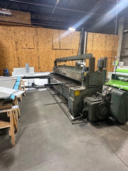 10 Gauge x 10′ Wysong 1010 Shear, 1956 – Backgauge