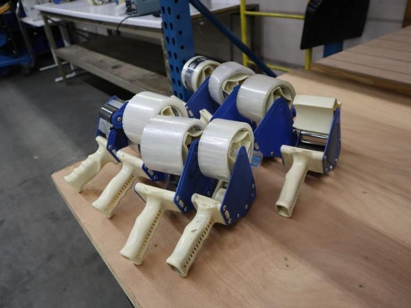 Uline (8) Tape Guns- Auction Item