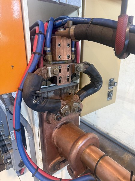170 KVA T.J. SNOW SPOT WELDER. STOCK #0547626