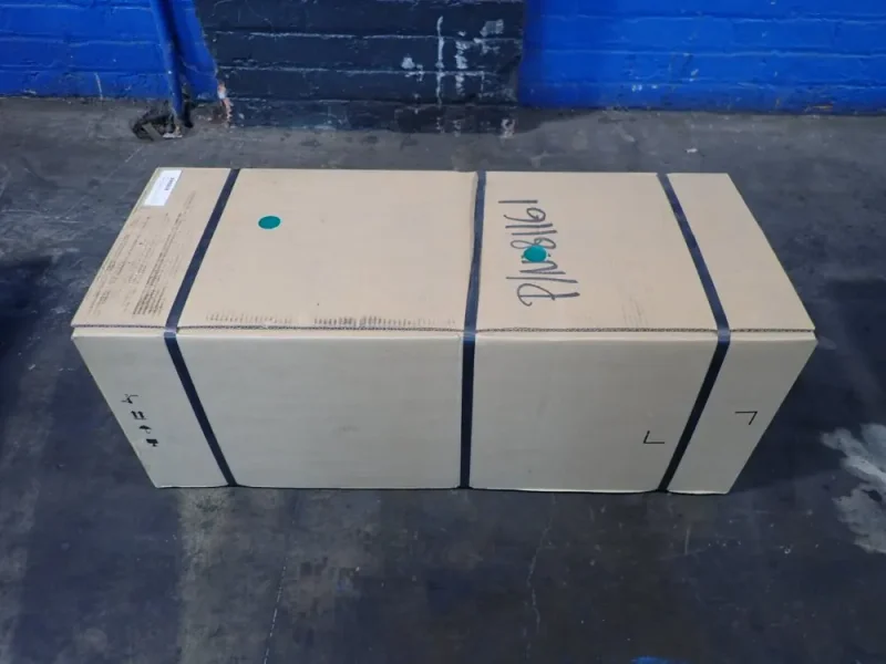 BECKHOFF 4.15 KW SERVO MOTOR  -  AM8563-2NH0-0000