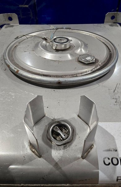 CLAWSON 450 GALLON STAINLESS STEEL IBC TANK USED