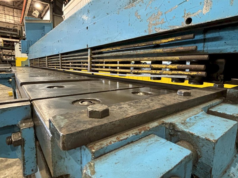 12' x 1/4" NIAGARA MODEL #812 MECHANICAL POWERED SHEAR: STOCK #21848
