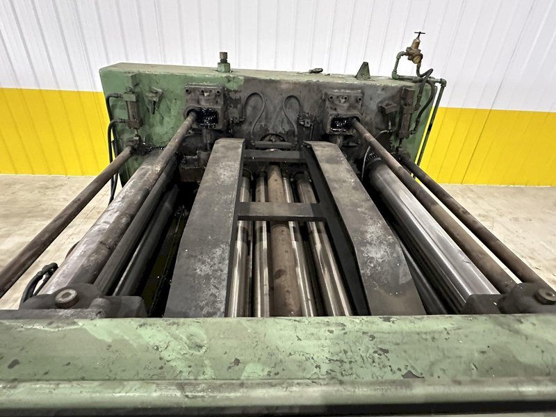 48" X 14 GAUGE AUTOMATIC FEED MODEL 13-32-48 13 ROLL STRAIGHTENER LEVELER: STOCK 19766