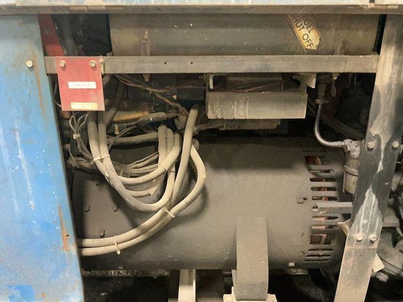 Miller 400 Amps Welding Generator - Trailblazer 55d