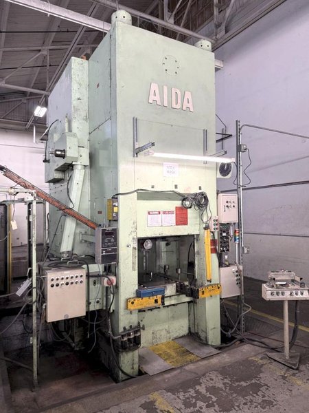 630 TON AIDA K-630 KNUCKLE JOINT PRESS. STOCK # 0758426