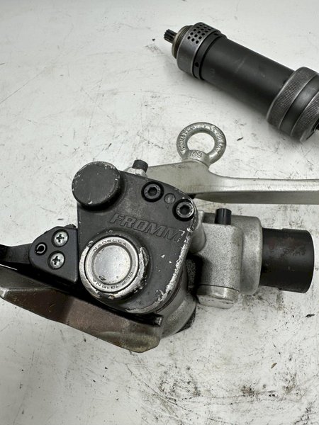 FROMM MODEL #A452 PNEUMATIC STRAPPING TOOL: YOBRO #26179